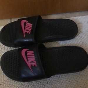 Nike slides